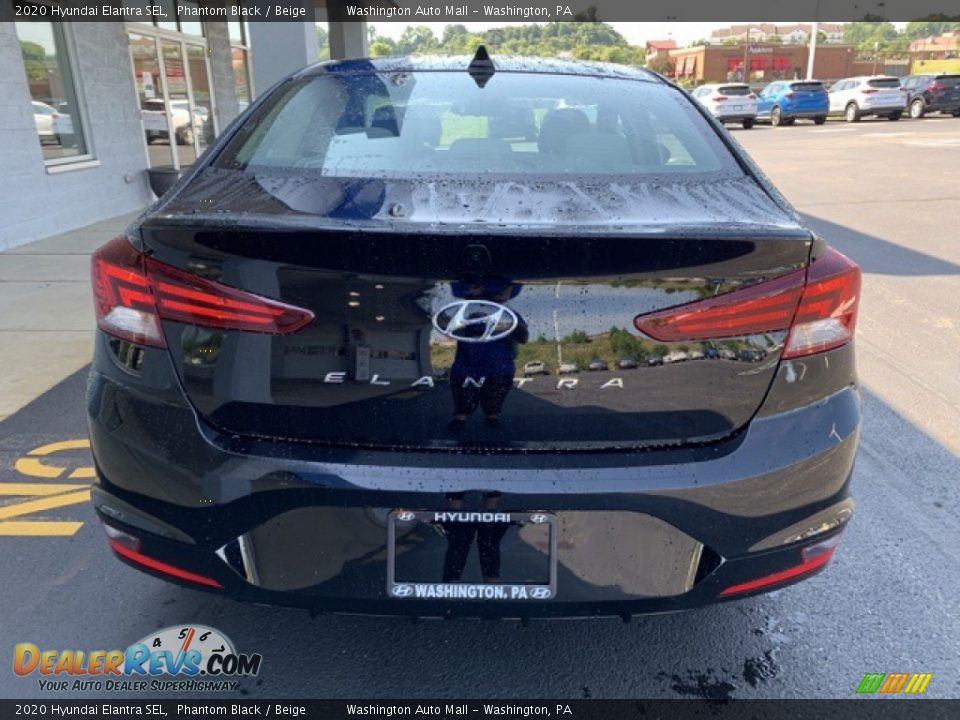 2020 Hyundai Elantra SEL Phantom Black / Beige Photo #5