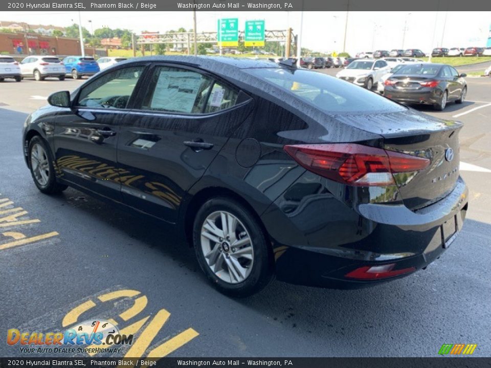 2020 Hyundai Elantra SEL Phantom Black / Beige Photo #6