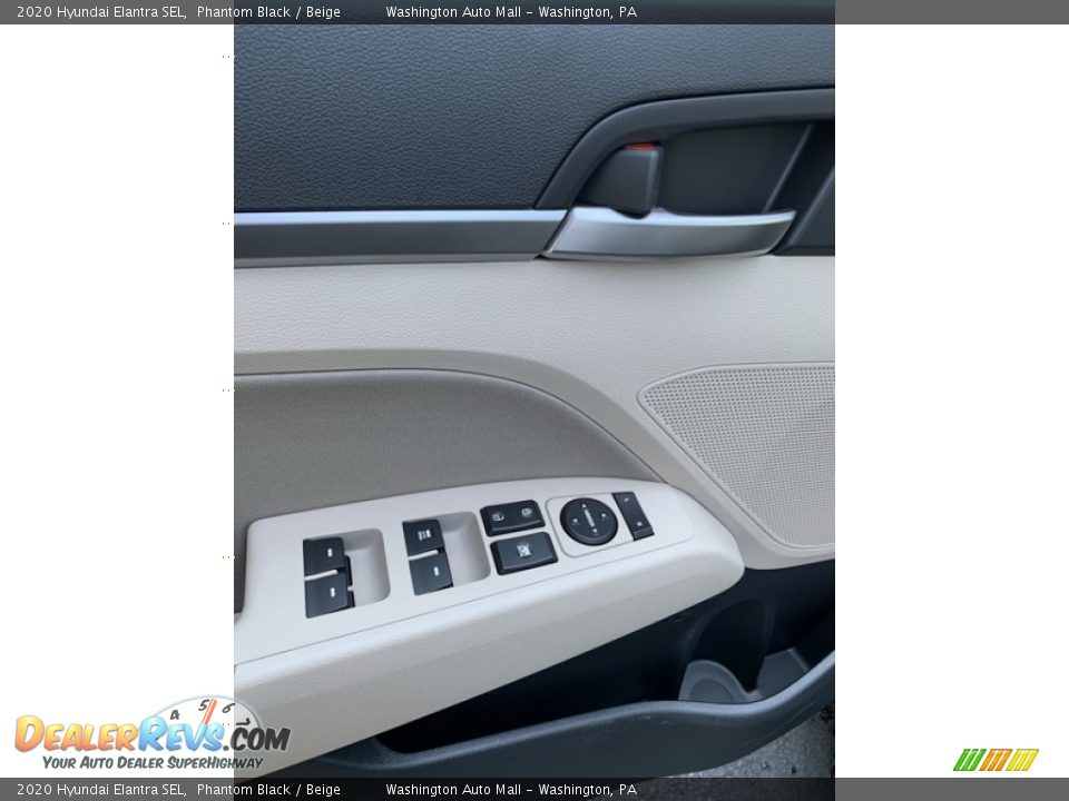 2020 Hyundai Elantra SEL Phantom Black / Beige Photo #10