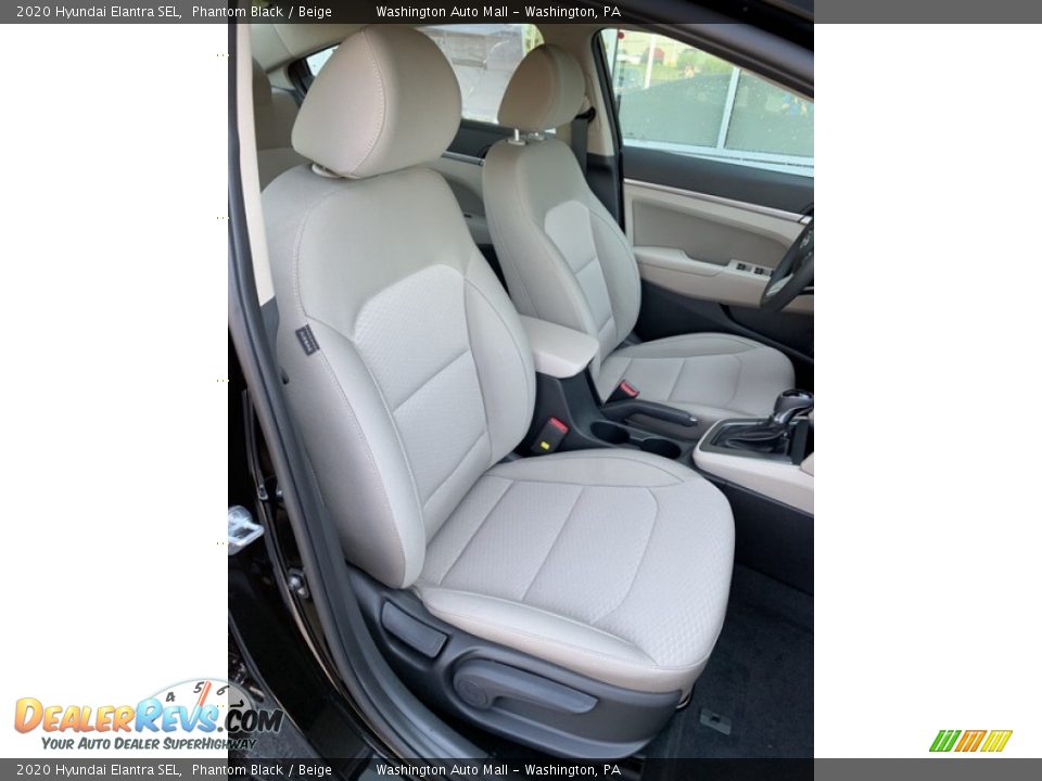 2020 Hyundai Elantra SEL Phantom Black / Beige Photo #25