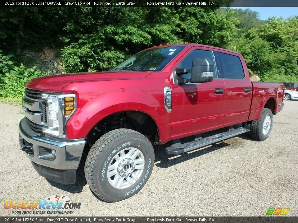 2019 Ford F250 Super Duty XLT Crew Cab 4x4 Ruby Red / Earth Gray Photo #6
