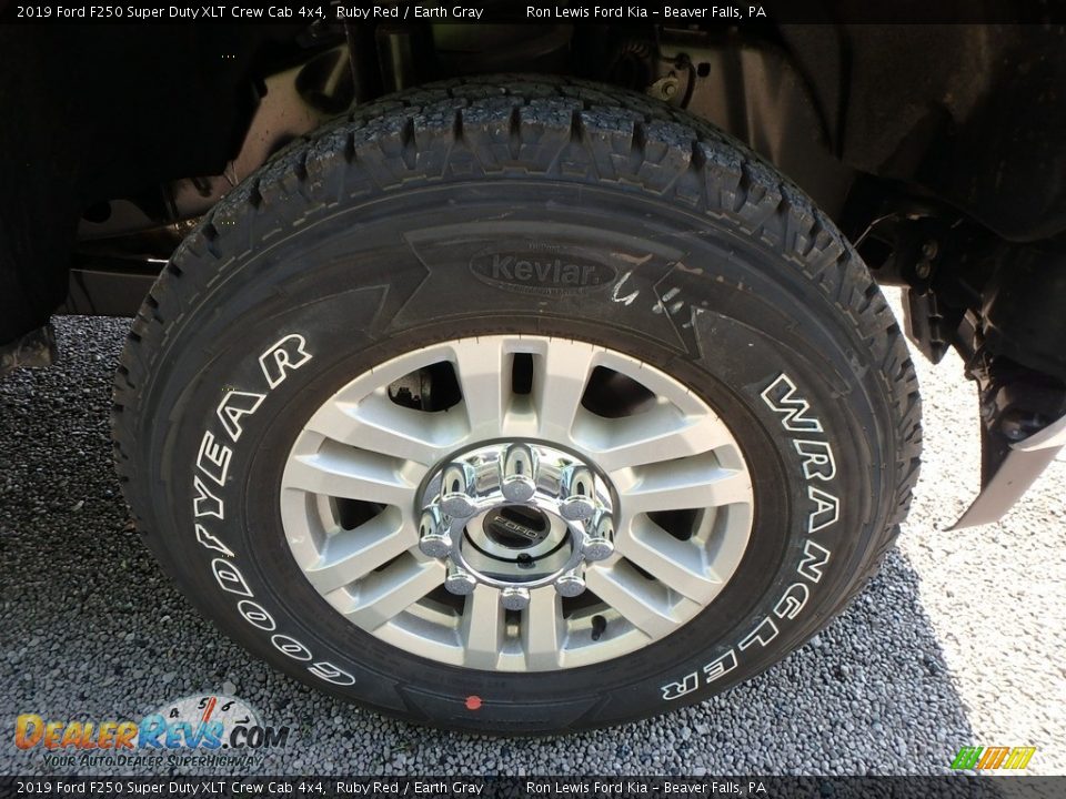 2019 Ford F250 Super Duty XLT Crew Cab 4x4 Ruby Red / Earth Gray Photo #9
