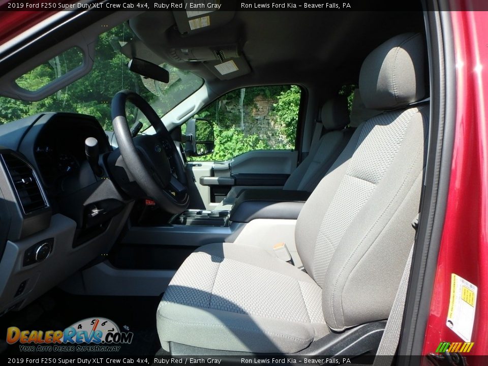 2019 Ford F250 Super Duty XLT Crew Cab 4x4 Ruby Red / Earth Gray Photo #10