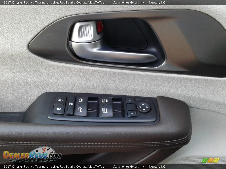 2017 Chrysler Pacifica Touring L Velvet Red Pearl / Cognac/Alloy/Toffee Photo #9