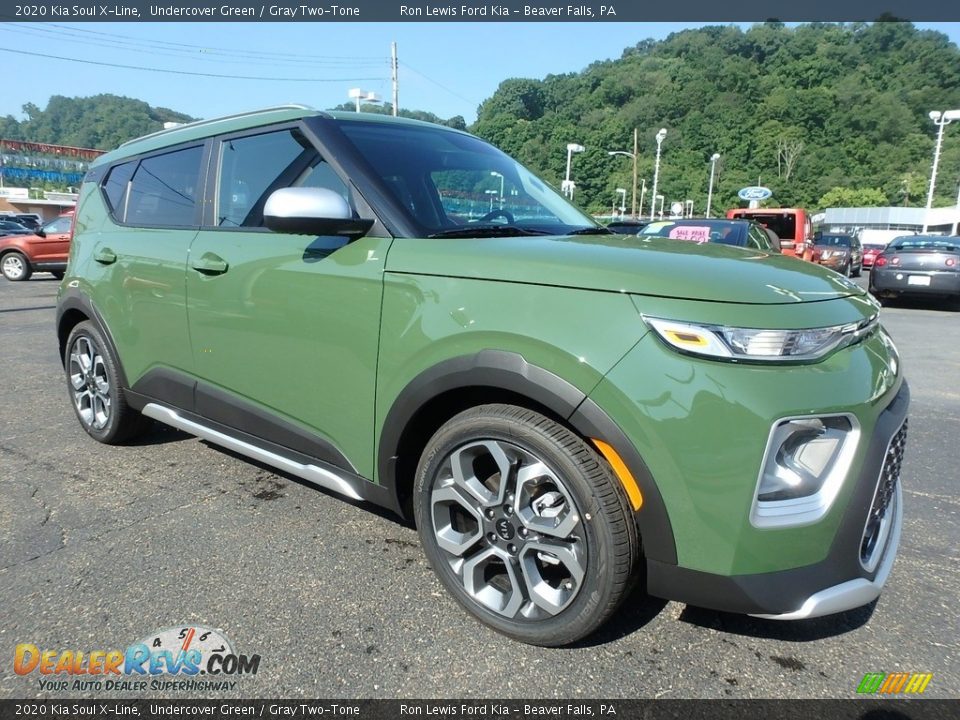 Front 3/4 View of 2020 Kia Soul X-Line Photo #9