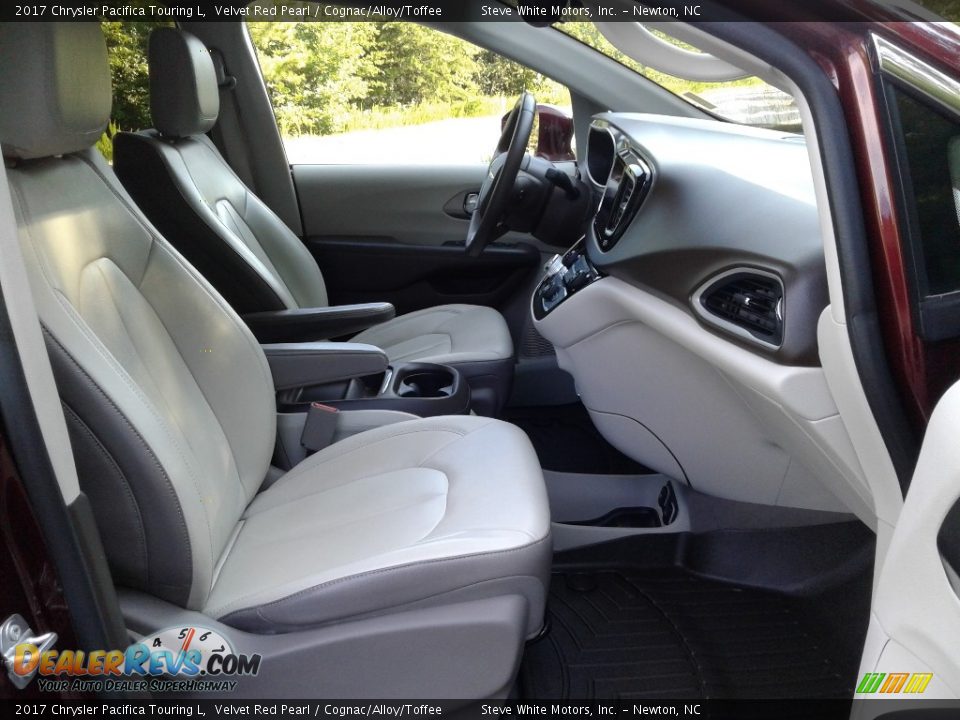 2017 Chrysler Pacifica Touring L Velvet Red Pearl / Cognac/Alloy/Toffee Photo #19