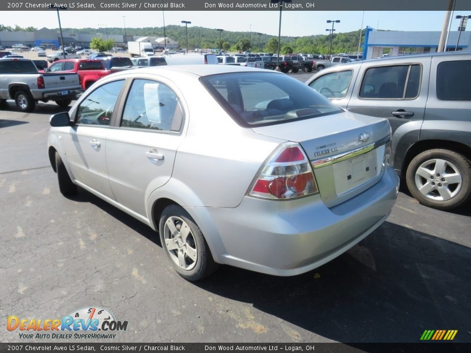 2007 Chevrolet Aveo LS Sedan Cosmic Silver / Charcoal Black Photo #10