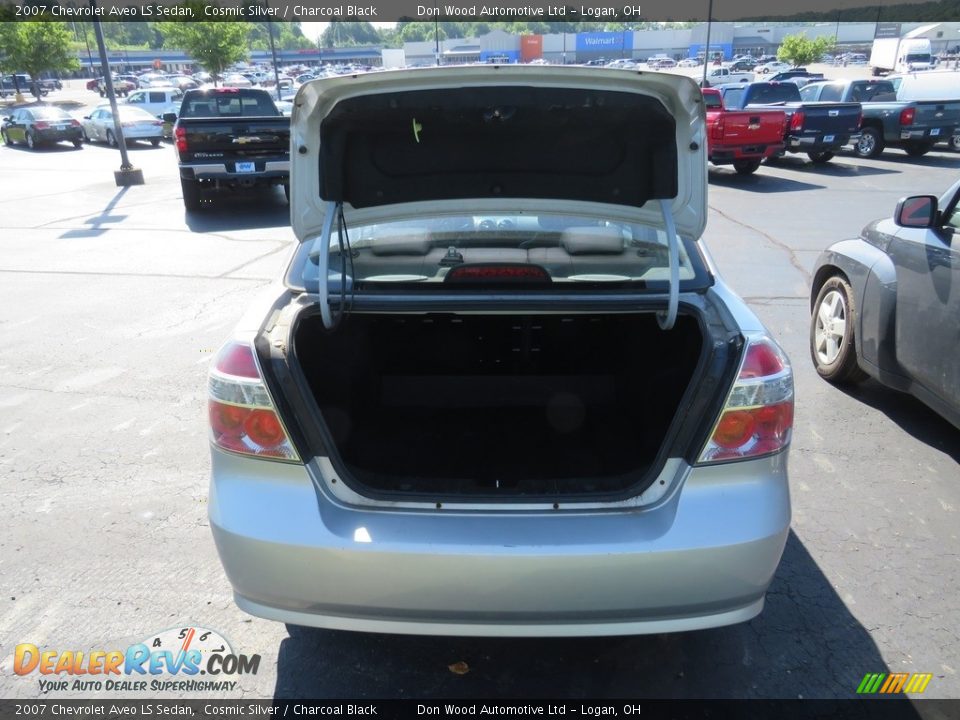 2007 Chevrolet Aveo LS Sedan Cosmic Silver / Charcoal Black Photo #11