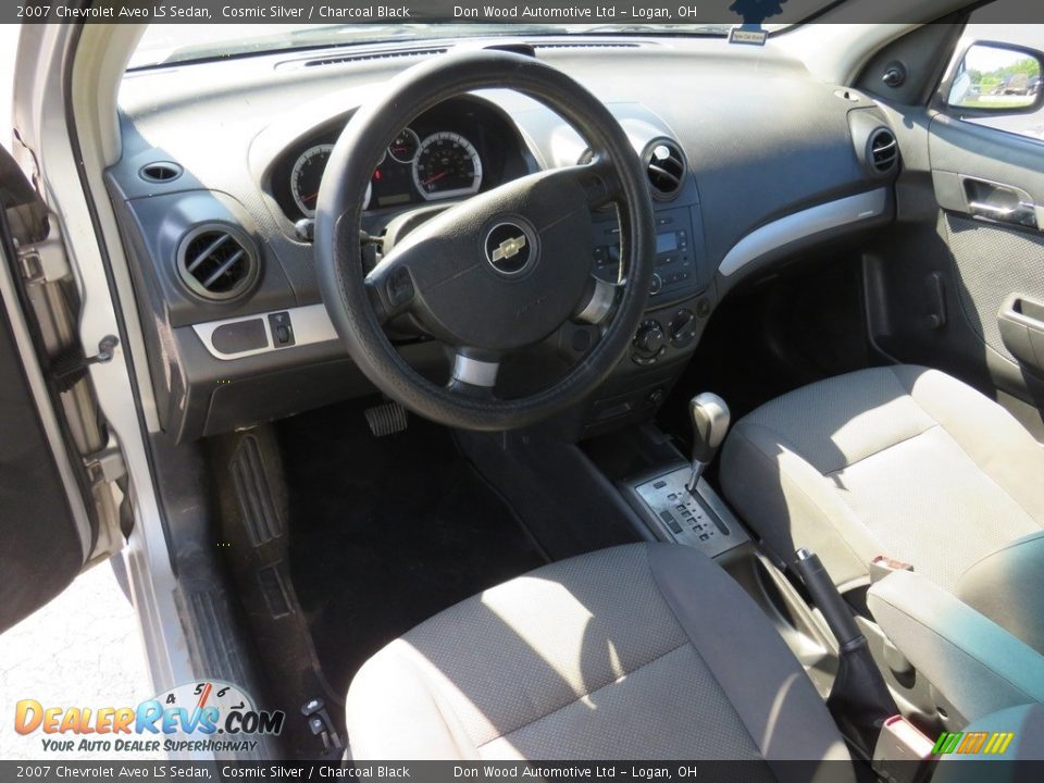 2007 Chevrolet Aveo LS Sedan Cosmic Silver / Charcoal Black Photo #17