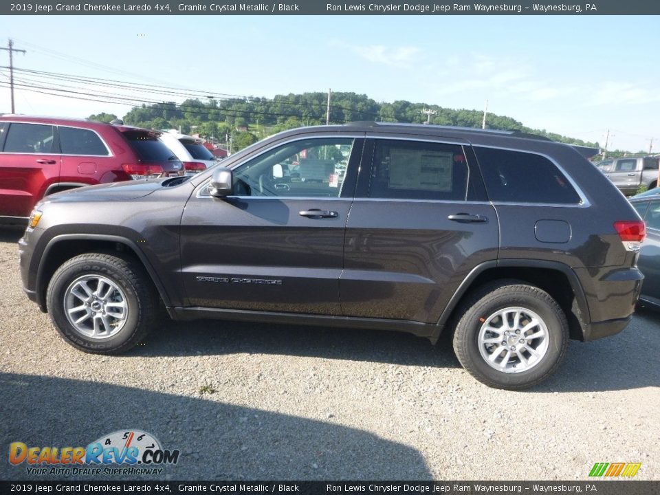 2019 Jeep Grand Cherokee Laredo 4x4 Granite Crystal Metallic / Black Photo #3