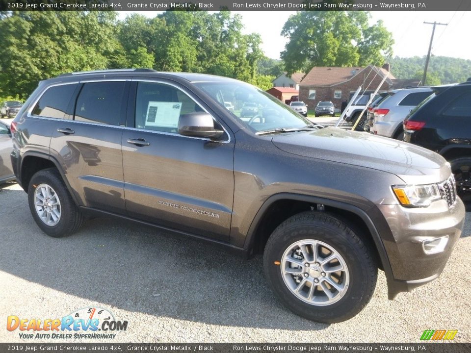 2019 Jeep Grand Cherokee Laredo 4x4 Granite Crystal Metallic / Black Photo #8