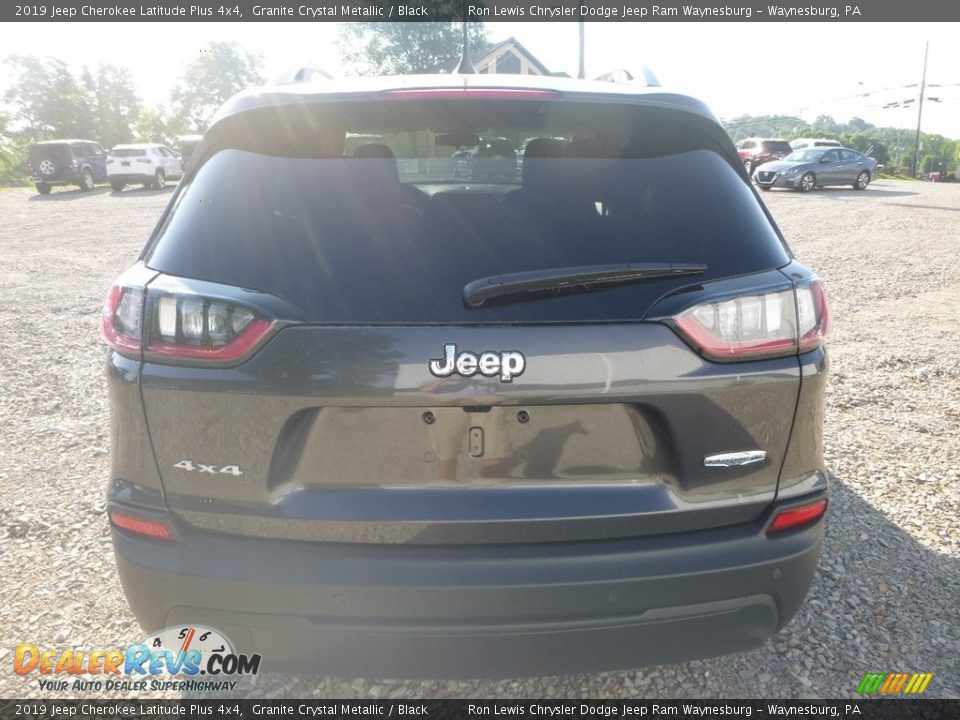 2019 Jeep Cherokee Latitude Plus 4x4 Granite Crystal Metallic / Black Photo #4
