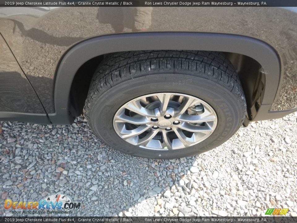 2019 Jeep Cherokee Latitude Plus 4x4 Granite Crystal Metallic / Black Photo #9