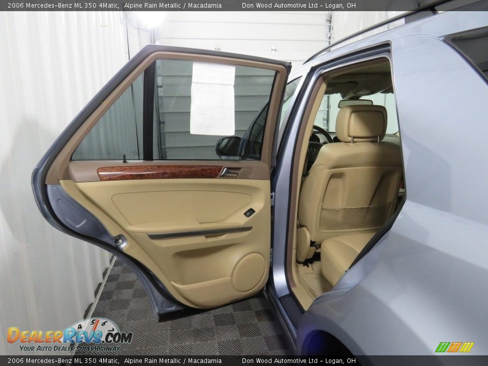 2006 Mercedes-Benz ML 350 4Matic Alpine Rain Metallic / Macadamia Photo #35