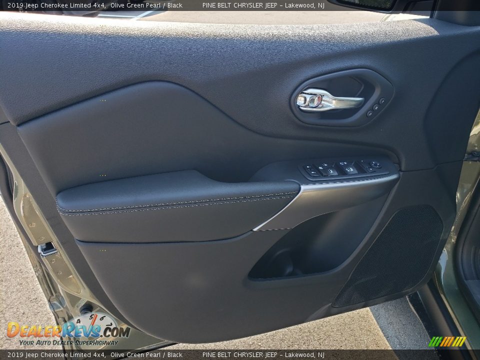 2019 Jeep Cherokee Limited 4x4 Olive Green Pearl / Black Photo #7