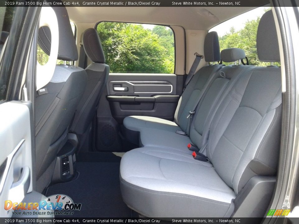 2019 Ram 3500 Big Horn Crew Cab 4x4 Granite Crystal Metallic / Black/Diesel Gray Photo #11