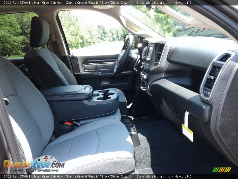 2019 Ram 3500 Big Horn Crew Cab 4x4 Granite Crystal Metallic / Black/Diesel Gray Photo #14