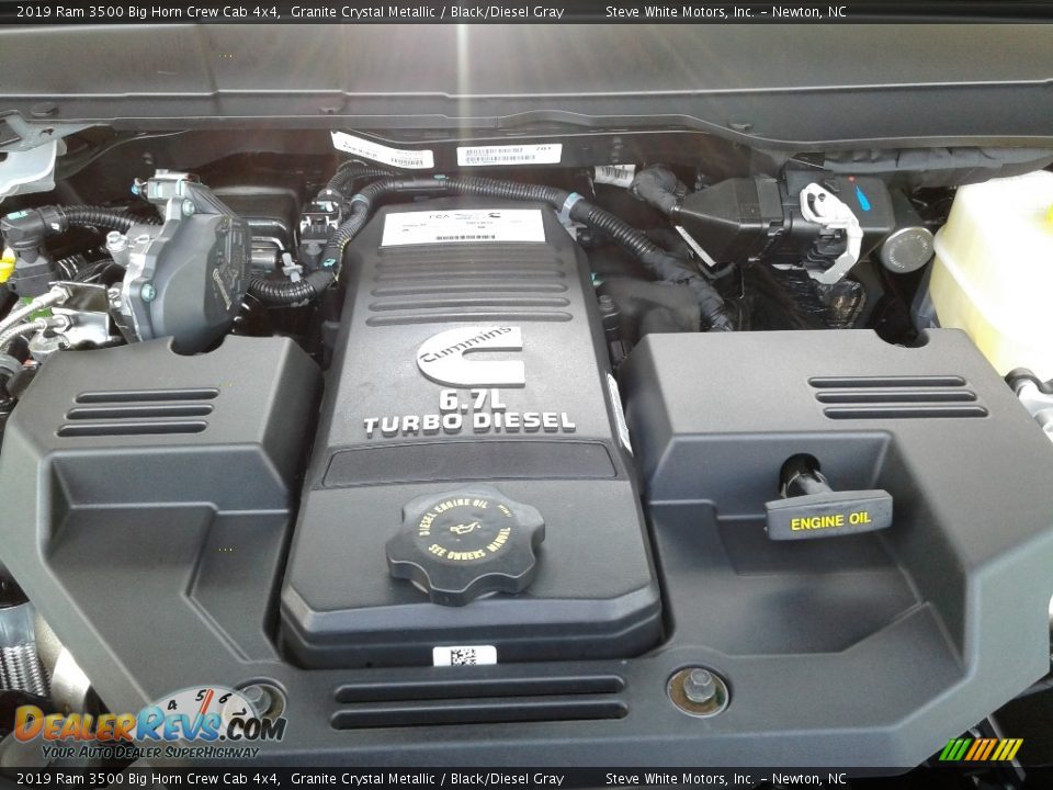 2019 Ram 3500 Big Horn Crew Cab 4x4 Granite Crystal Metallic / Black/Diesel Gray Photo #27