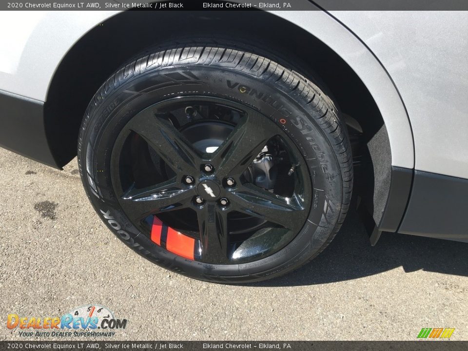 2020 Chevrolet Equinox LT AWD Wheel Photo #10