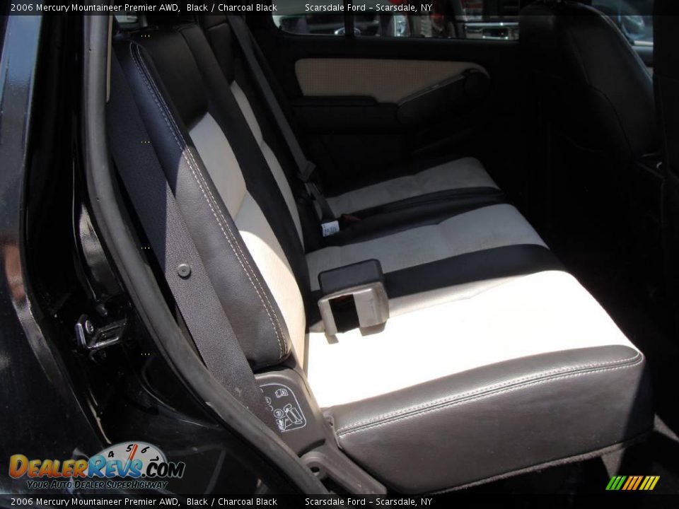 2006 Mercury Mountaineer Premier AWD Black / Charcoal Black Photo #15