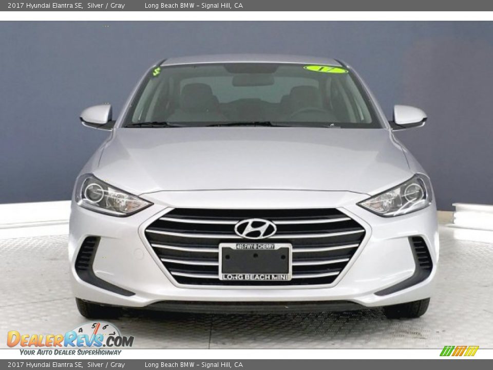 2017 Hyundai Elantra SE Silver / Gray Photo #2