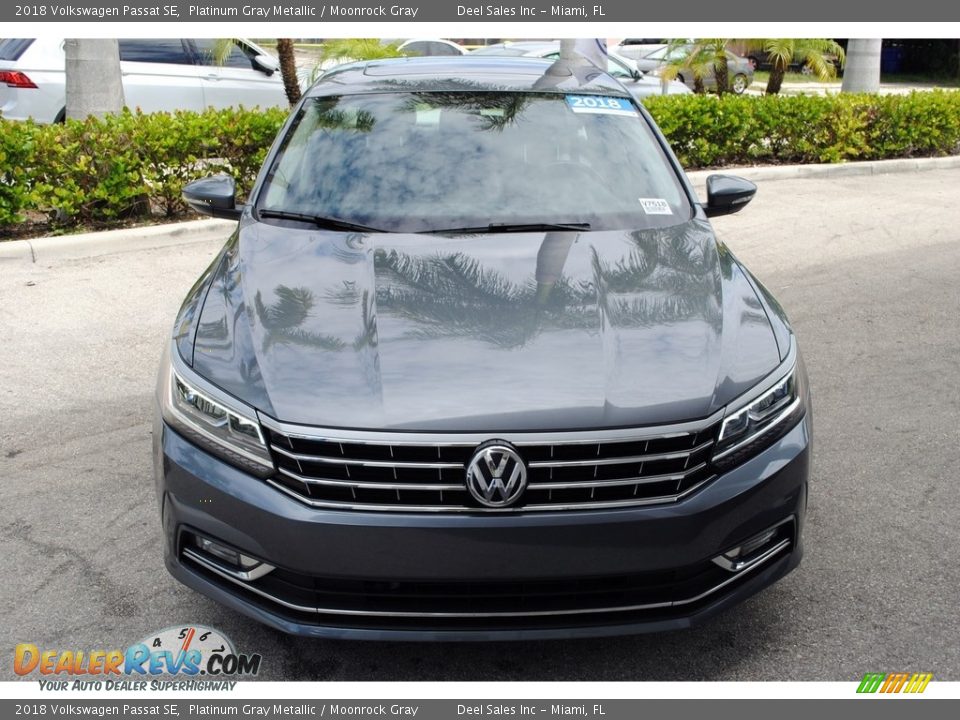 2018 Volkswagen Passat SE Platinum Gray Metallic / Moonrock Gray Photo #3