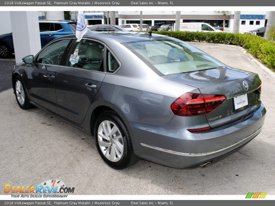 2018 Volkswagen Passat SE Platinum Gray Metallic / Moonrock Gray Photo #5