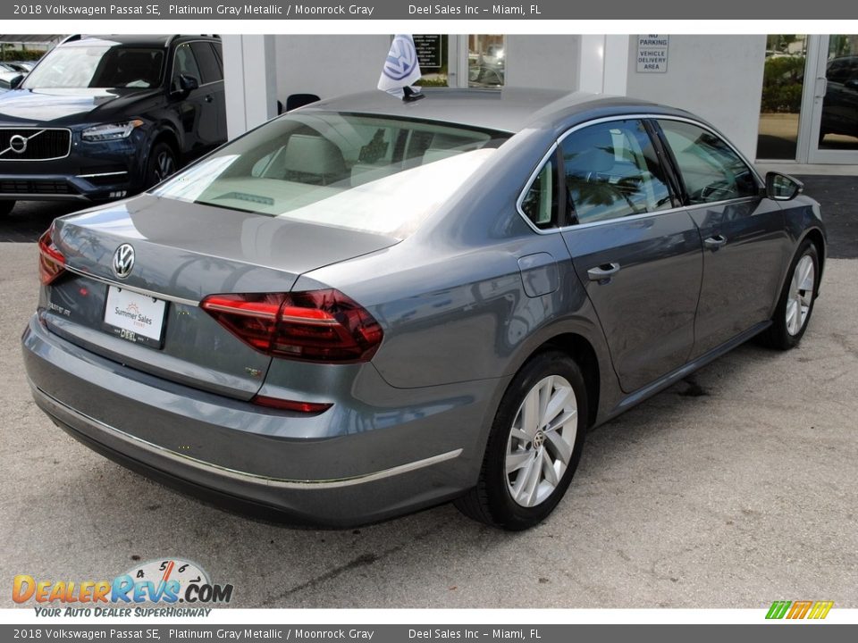 2018 Volkswagen Passat SE Platinum Gray Metallic / Moonrock Gray Photo #8
