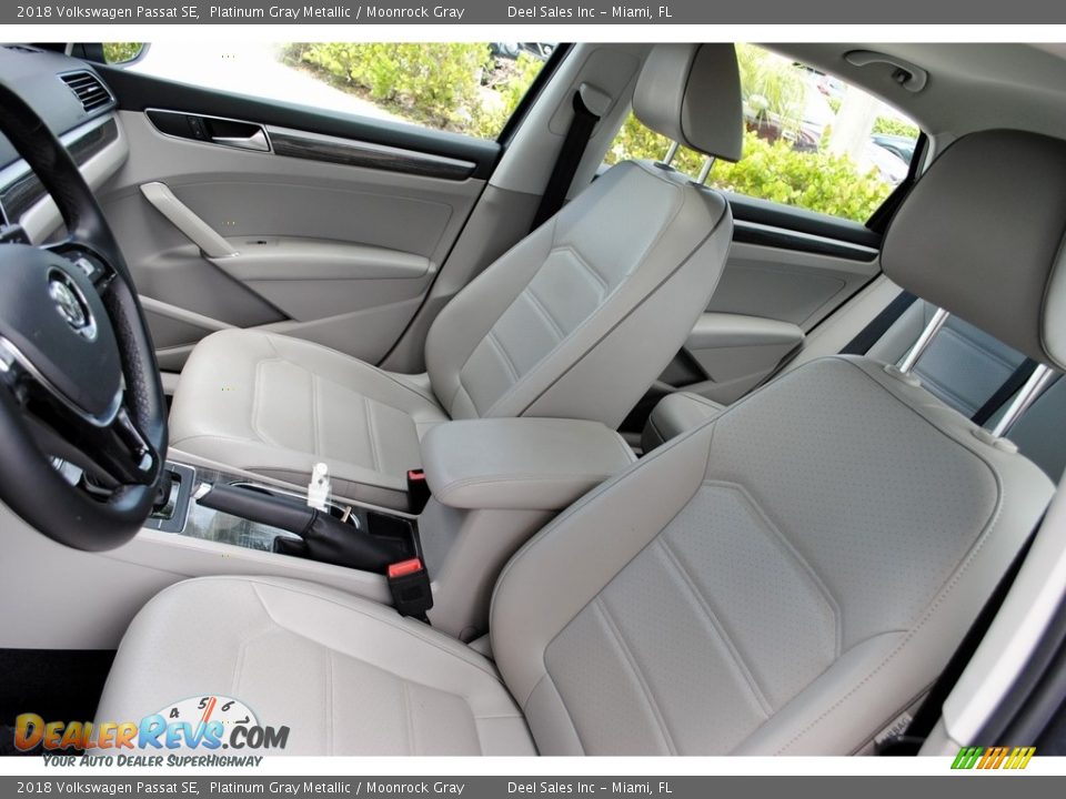 2018 Volkswagen Passat SE Platinum Gray Metallic / Moonrock Gray Photo #13