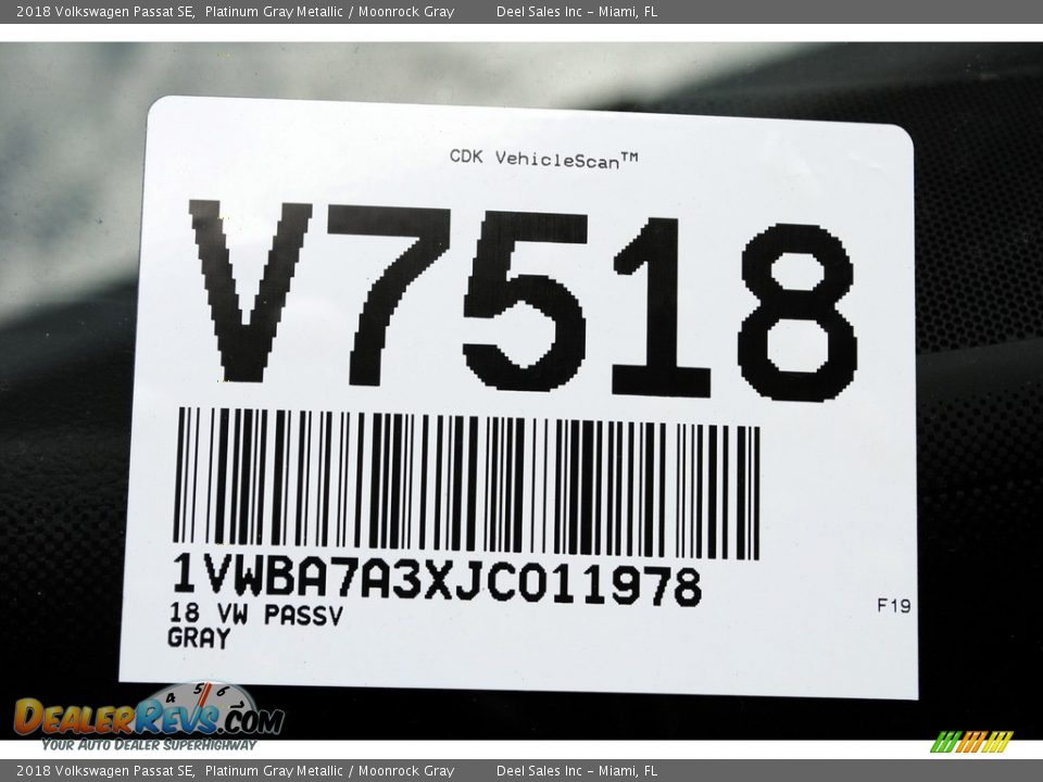 2018 Volkswagen Passat SE Platinum Gray Metallic / Moonrock Gray Photo #20