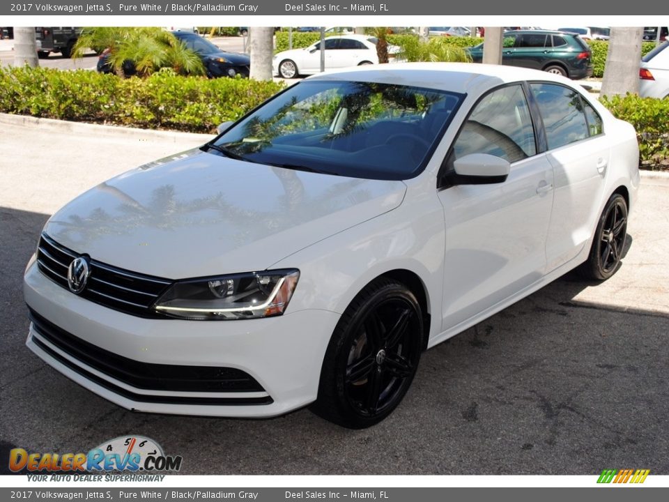 2017 Volkswagen Jetta S Pure White / Black/Palladium Gray Photo #4