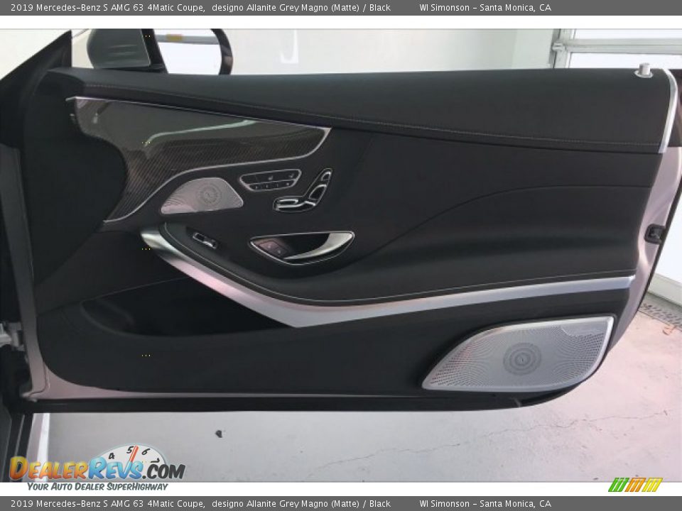 Door Panel of 2019 Mercedes-Benz S AMG 63 4Matic Coupe Photo #30