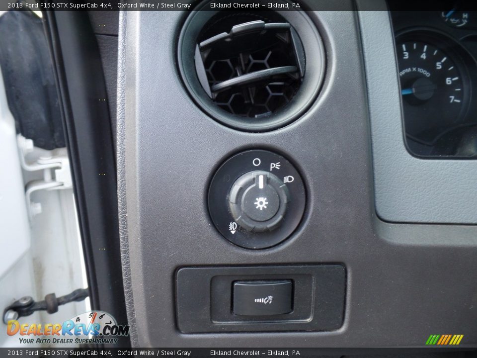 2013 Ford F150 STX SuperCab 4x4 Oxford White / Steel Gray Photo #18