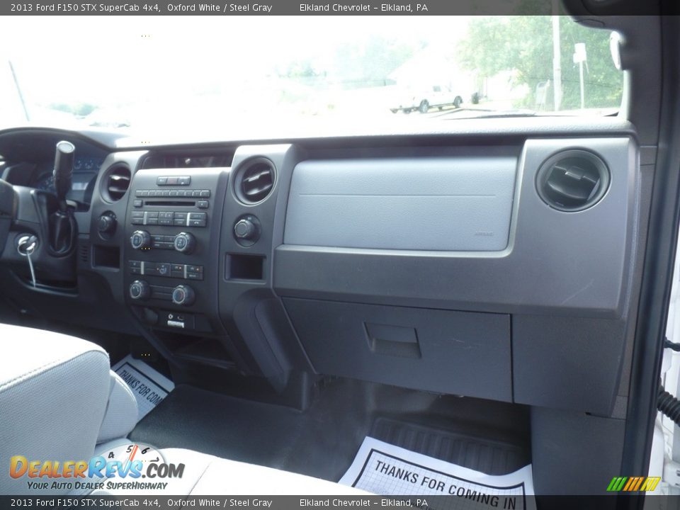 2013 Ford F150 STX SuperCab 4x4 Oxford White / Steel Gray Photo #31