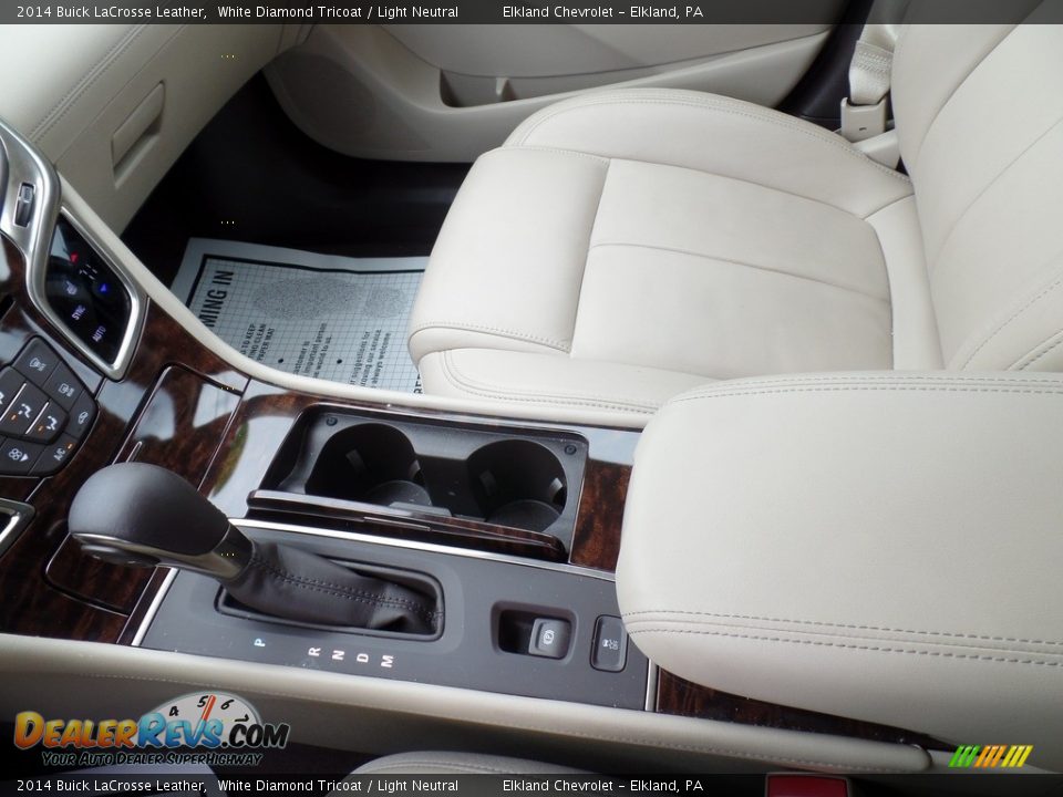 2014 Buick LaCrosse Leather White Diamond Tricoat / Light Neutral Photo #29