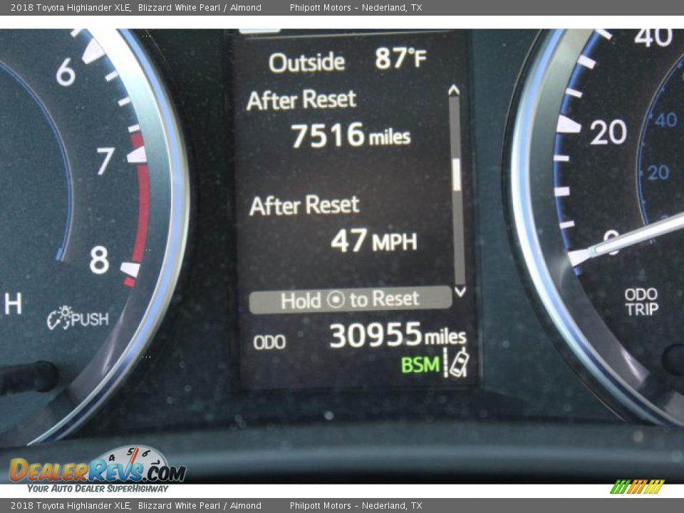 2018 Toyota Highlander XLE Blizzard White Pearl / Almond Photo #14