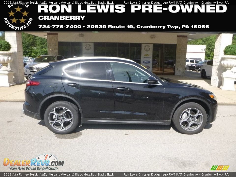 2018 Alfa Romeo Stelvio AWD Vulcano (Volcano) Black Metallic / Black/Black Photo #1