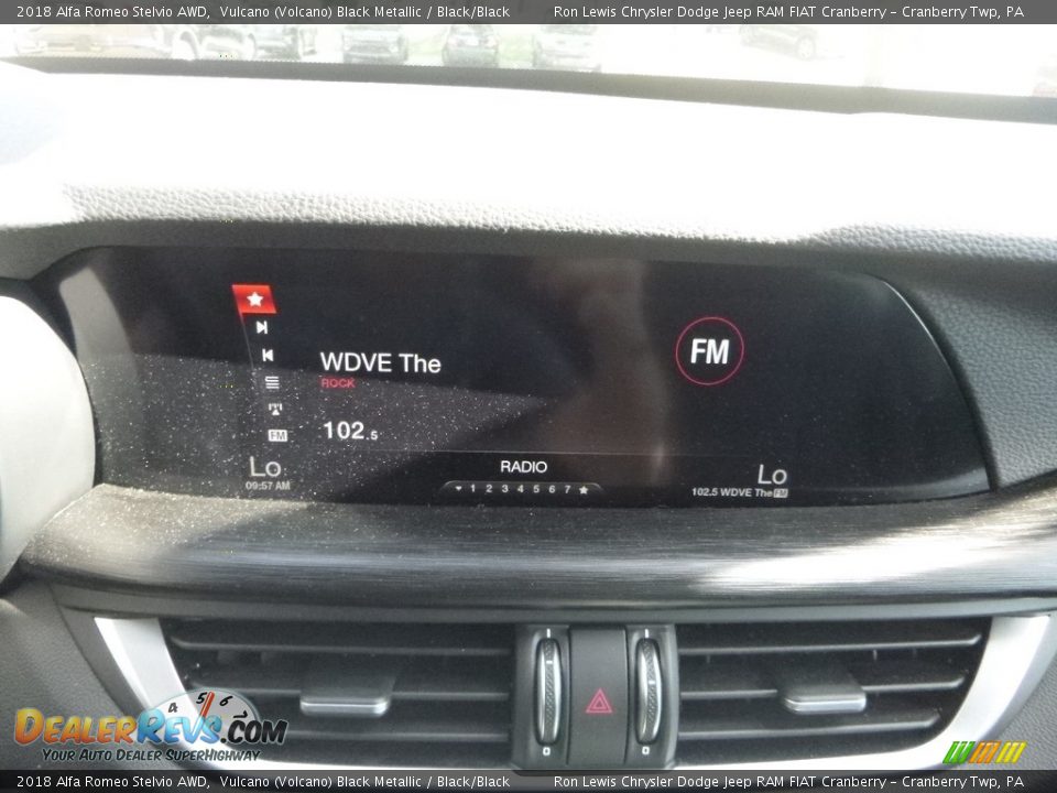 2018 Alfa Romeo Stelvio AWD Vulcano (Volcano) Black Metallic / Black/Black Photo #17