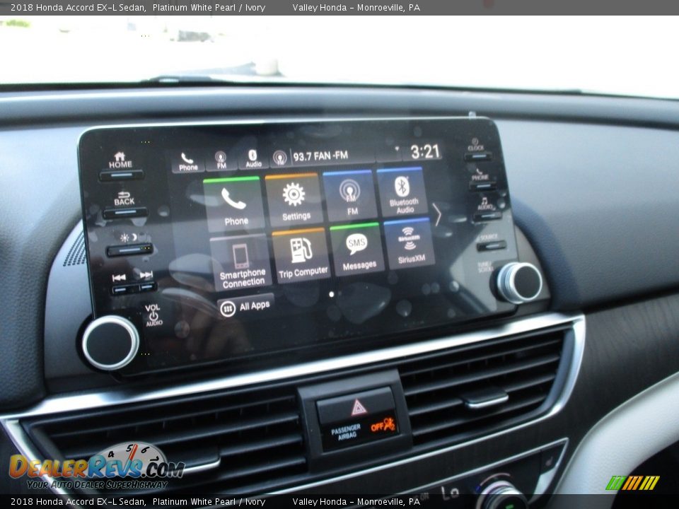 2018 Honda Accord EX-L Sedan Platinum White Pearl / Ivory Photo #15