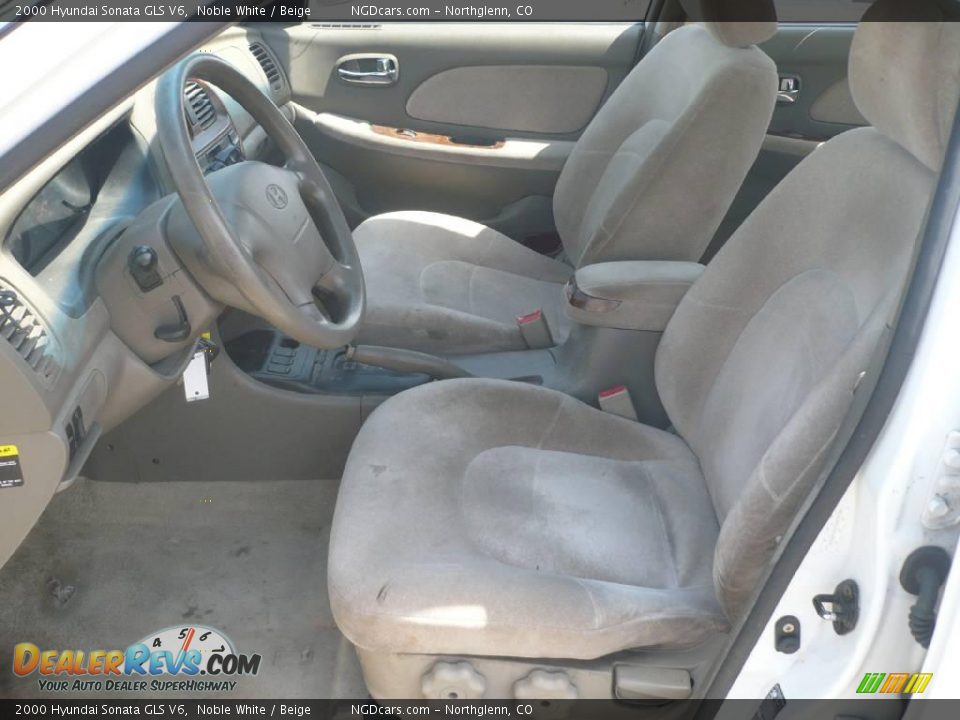 2000 Hyundai Sonata GLS V6 Noble White / Beige Photo #6