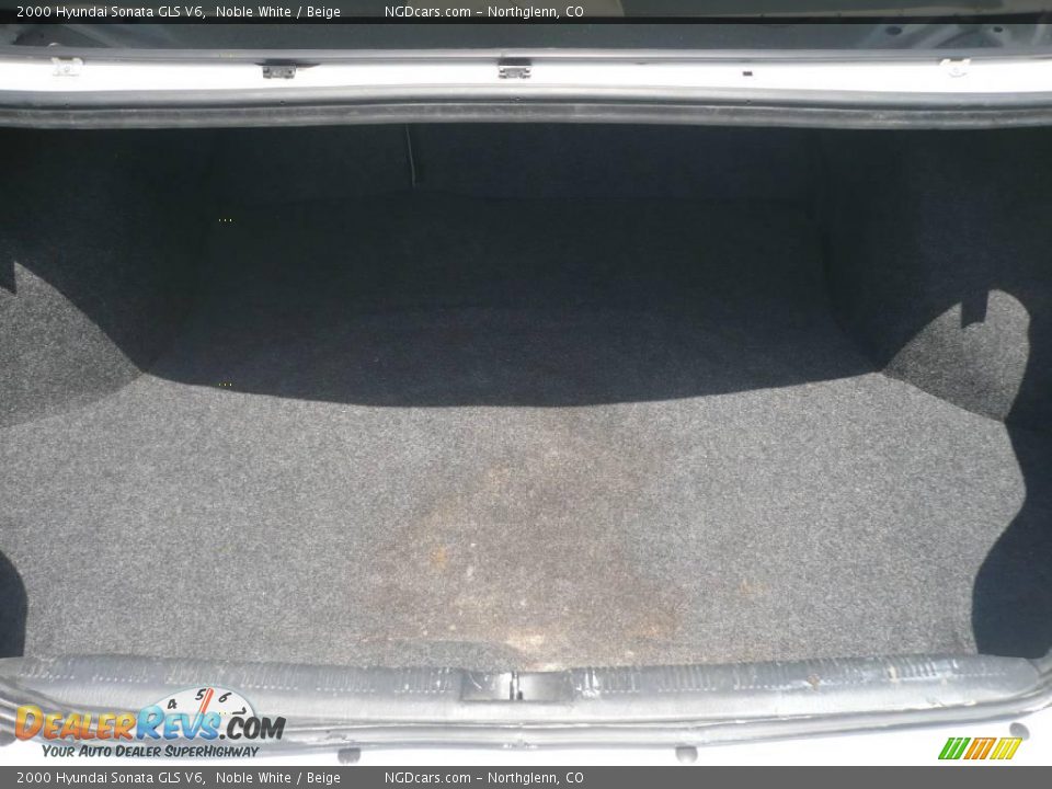 2000 Hyundai Sonata GLS V6 Noble White / Beige Photo #7