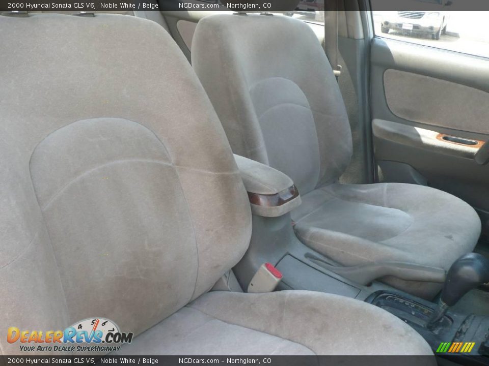 2000 Hyundai Sonata GLS V6 Noble White / Beige Photo #8