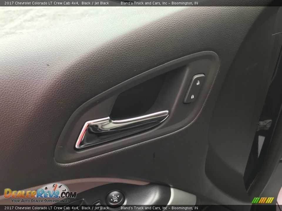 2017 Chevrolet Colorado LT Crew Cab 4x4 Black / Jet Black Photo #12