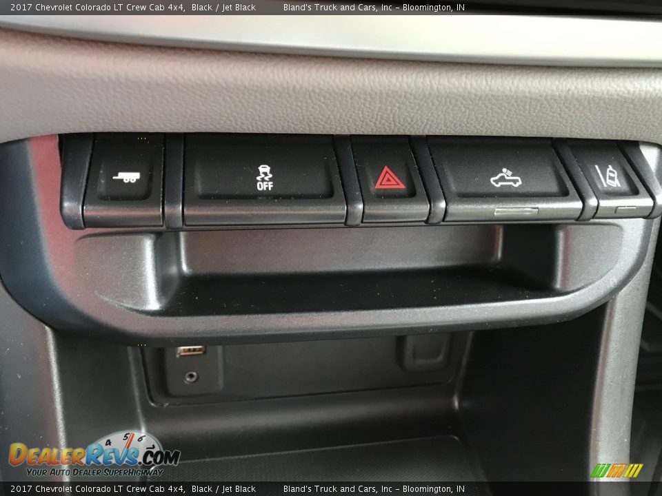 2017 Chevrolet Colorado LT Crew Cab 4x4 Black / Jet Black Photo #23
