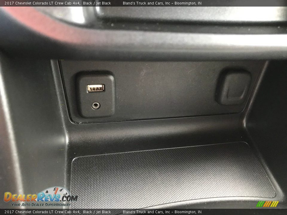 2017 Chevrolet Colorado LT Crew Cab 4x4 Black / Jet Black Photo #24