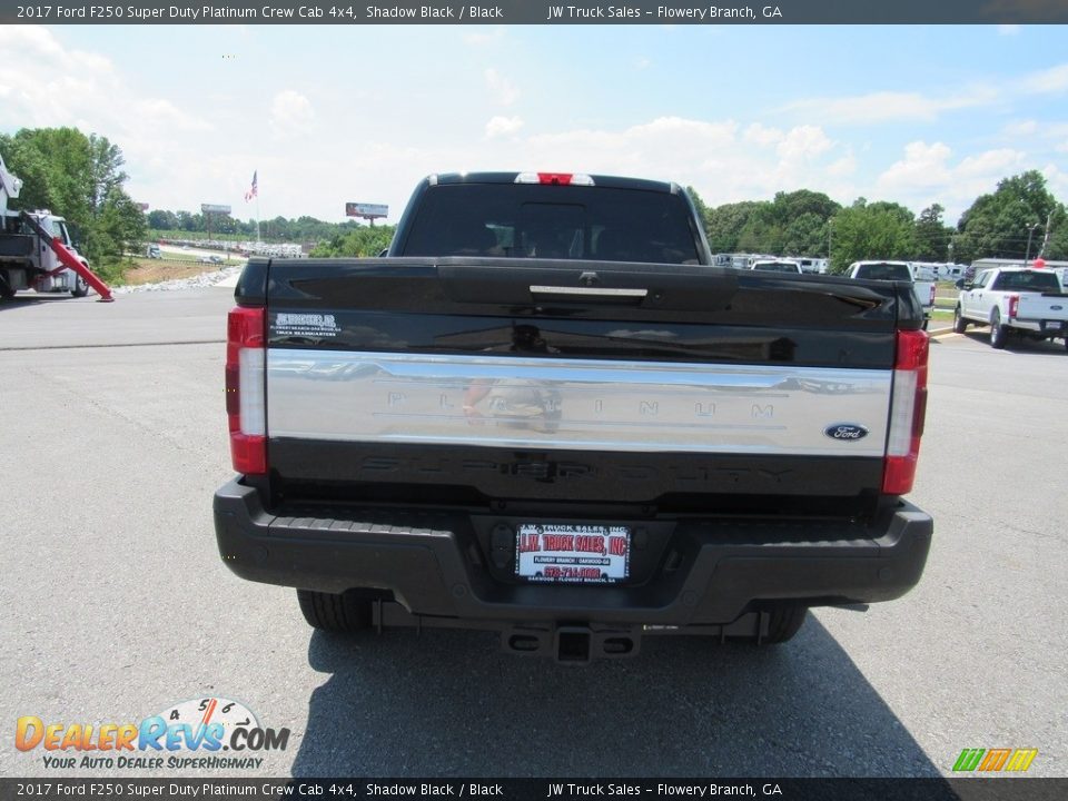 2017 Ford F250 Super Duty Platinum Crew Cab 4x4 Shadow Black / Black Photo #4