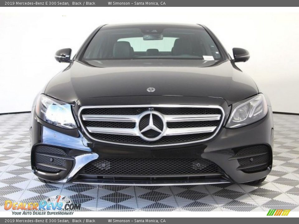 2019 Mercedes-Benz E 300 Sedan Black / Black Photo #3