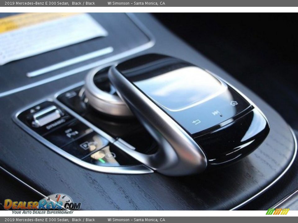 2019 Mercedes-Benz E 300 Sedan Black / Black Photo #14