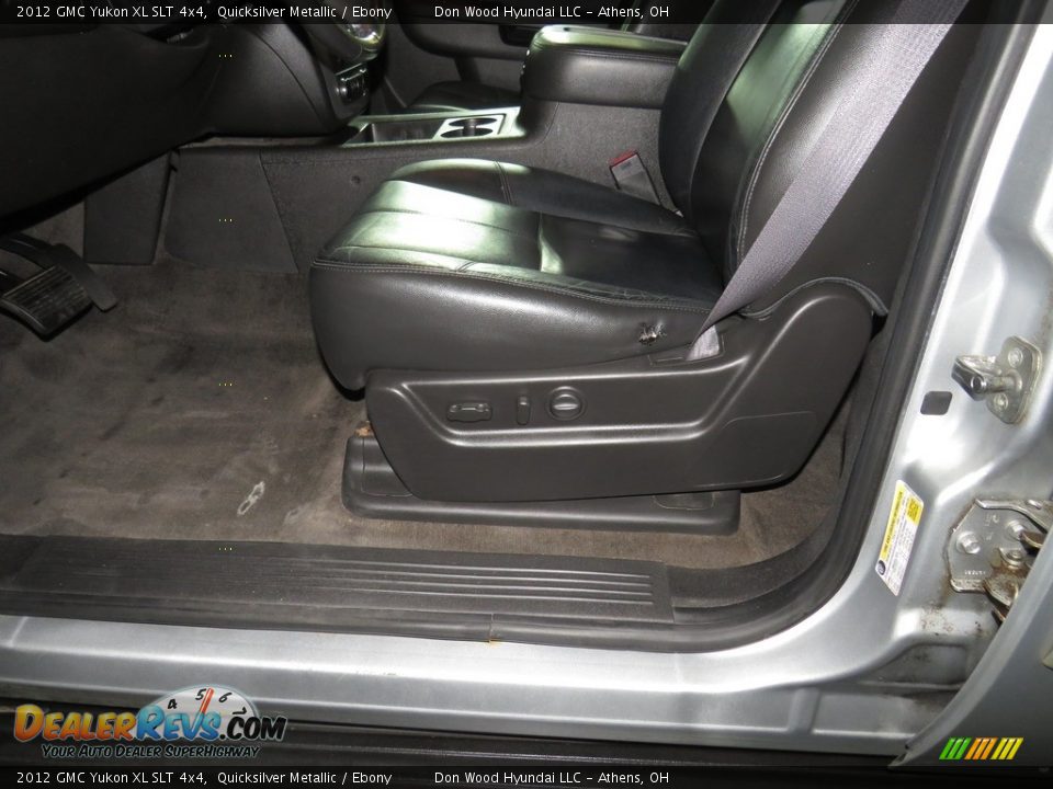2012 GMC Yukon XL SLT 4x4 Quicksilver Metallic / Ebony Photo #18