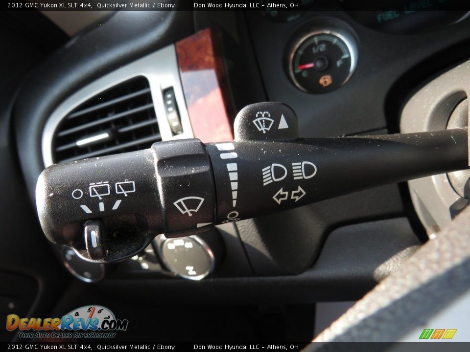 2012 GMC Yukon XL SLT 4x4 Quicksilver Metallic / Ebony Photo #32